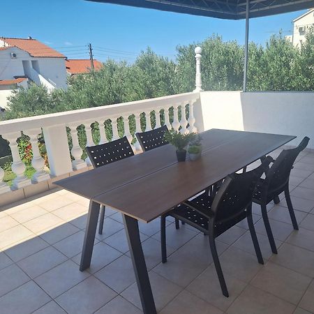 Apartments Milena Vodice Eksteriør billede